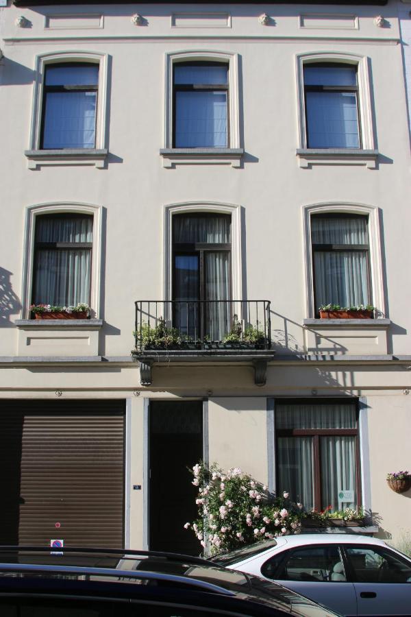 B&B Les Iris Brussels Exterior photo